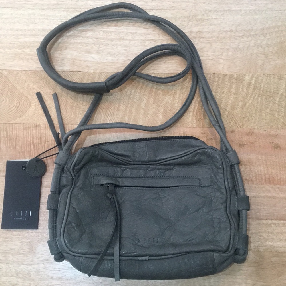 Wivy Crossbody